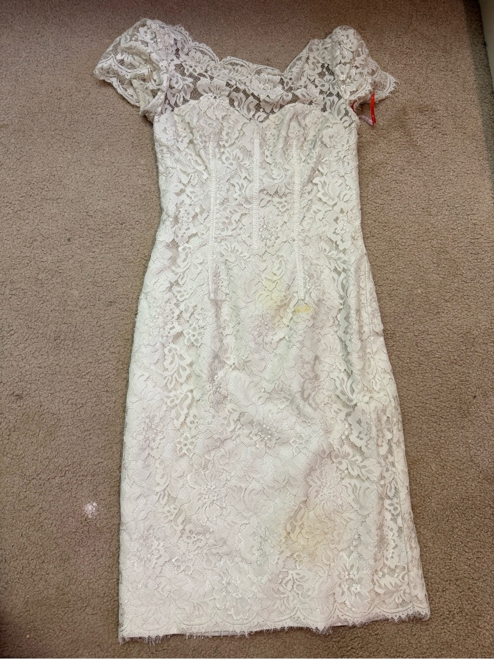 Monique Lhuillier Ivory Lace Backless Cocktail Dress